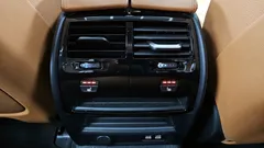 2022 BMW 5-Series 520i Luxury — фото 18