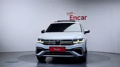 2023 Volkswagen Tiguan 2.0 TSI Prestige — фото 3