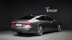 2022 Audi A7 55 TFSI Quattro Premium, серый — фото 2