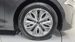 2022 Kia K5 Signature — фото 5