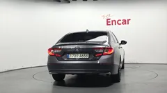 2022 Honda Accord 2.0 Hybrid Touring, серый — фото 4