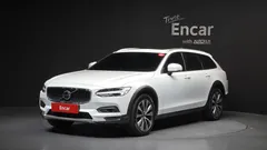 2021 Volvo V90 B5 Pro AWD, белый — фото 1