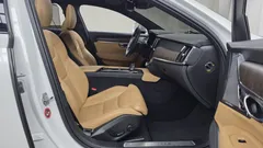 2021 Volvo V90 B5 Pro AWD, белый — фото 15