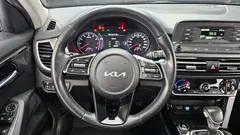 2023 Kia Seltos Gasoline 1.6 Turbo 2WD, серый — фото 14