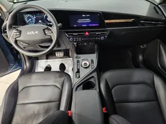 2022 Kia Niro Signature — фото 7