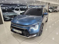 2022 Kia Niro Signature — фото 11