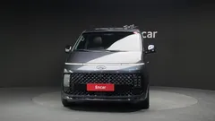 2023 Hyundai Staria Lounge 9-Seater — фото 3