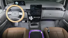 2023 Hyundai Staria Lounge 9-Seater — фото 7