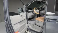 2023 Hyundai Staria Lounge 9-Seater — фото 12