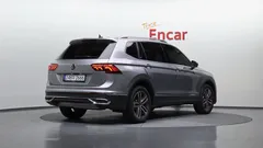 2023 Volkswagen Tiguan 2.0 TSI Prestige, серебристый — фото 2
