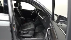 2023 Volkswagen Tiguan 2.0 TSI Prestige, серебристый — фото 11