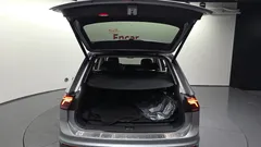 2023 Volkswagen Tiguan 2.0 TSI Prestige, серебристый — фото 20