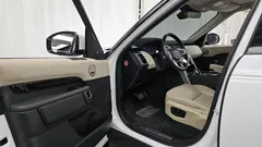 2022 Land Rover Discovery D250 SE, белый — фото 10