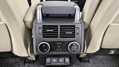 2022 Land Rover Discovery D250 SE, белый — фото 18
