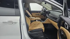 2022 Kia Carnival Diesel 9-Seater Noblesse — фото 19