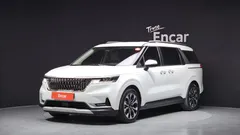 2023 Kia Carnival Diesel 9-Seater Prestige — фото 1