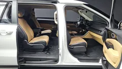 2023 Kia Carnival Diesel 9-Seater Prestige — фото 12
