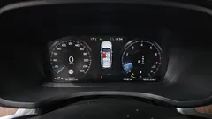 2021 Volvo V60 B5 Pro AWD, белый — фото 8