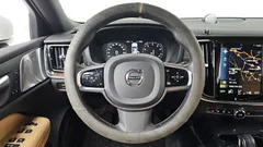 2021 Volvo V60 B5 Pro AWD, белый — фото 12