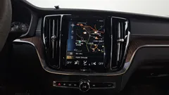 2021 Volvo V60 B5 Pro AWD, белый — фото 13