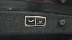 2021 Genesis G70 Gasoline 2.0T 4WD, чёрный — фото 20