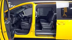 2023 Hyundai Staria Tourer 11-Seater, жёлтый — фото 11