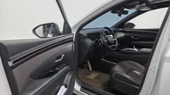 2021 Hyundai Tucson Inspiration 2WD, белый — фото 10