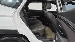 2021 Hyundai Tucson Inspiration 2WD, белый — фото 12