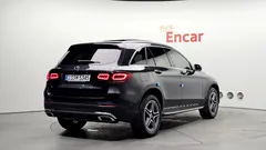 2022 Mercedes-Benz GLC-Class GLC300e 4MATIC — фото 2