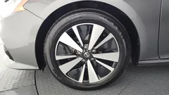 2019 Nissan Altima 2.5 Special Edition — фото 5