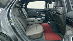 2021 Audi A8 50 TDI Quattro LWB, чёрный — фото 12