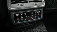 2021 Audi A6 45 TFSI Quattro Premium — фото 17