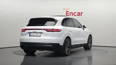 2023 Porsche Cayenne 3.0 E-HYBRID PLATINUM EDITION — фото 2