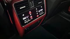 2023 Porsche Cayenne 3.0 E-HYBRID PLATINUM EDITION — фото 17