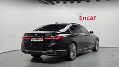 2021 BMW 7-Series 730d xDrive Design Pure Excellence, чёрный — фото 2