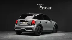 2022 Mini Cooper Classic — фото 2