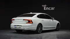 2023 Volvo S90 B6 AWD Ultimate Bright, белый — фото 2