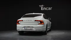 2023 Volvo S90 B6 AWD Ultimate Bright, белый — фото 4