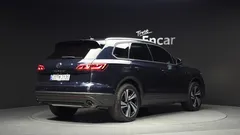 2023 Volkswagen Touareg 3.0 TDI Premium — фото 2