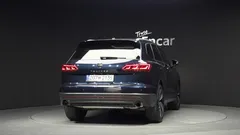 2023 Volkswagen Touareg 3.0 TDI Premium — фото 4