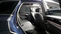 2023 Volkswagen Touareg 3.0 TDI Premium — фото 11