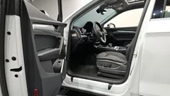 2021 Audi Q5 45 TFSI Quattro, белый — фото 10