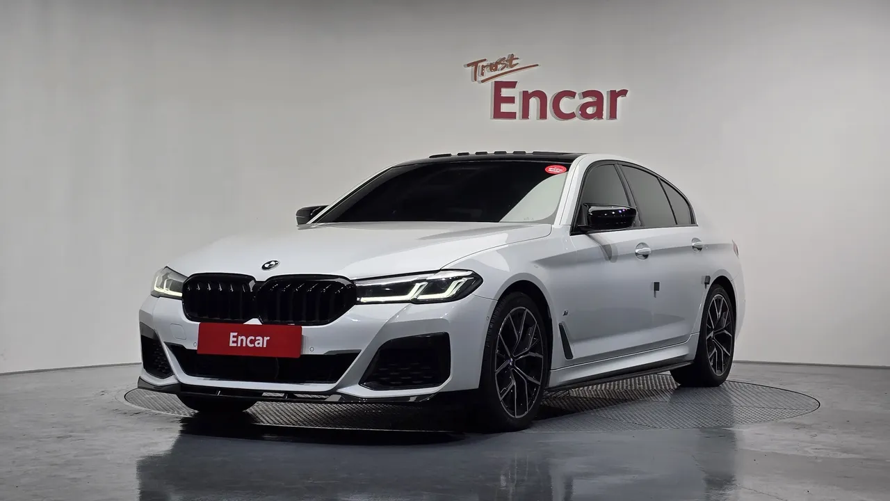 2022 BMW 5-Series 530i M Sport Package