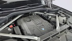 2022 BMW X7 xDrive 40i Design Pure Excellence 7-Seater, белый — фото 6