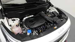 2023 Kia Seltos Gasoline 1.6 Turbo 2WD, белый — фото 6