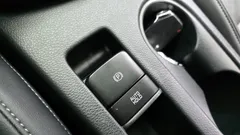 2023 Kia Seltos Gasoline 1.6 Turbo 2WD, белый — фото 17