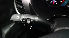 2023 Kia Seltos Gasoline 1.6 Turbo 2WD, белый — фото 18