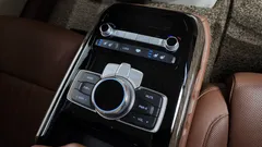2021 Genesis G90 3.8 AWD, синий — фото 18