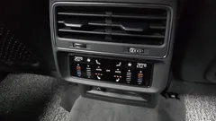 2021 Audi Q7 45 TDI Quattro Premium — фото 19