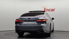 2022 Lexus LS 3.5 Luxury AWD, серебристый — фото 4